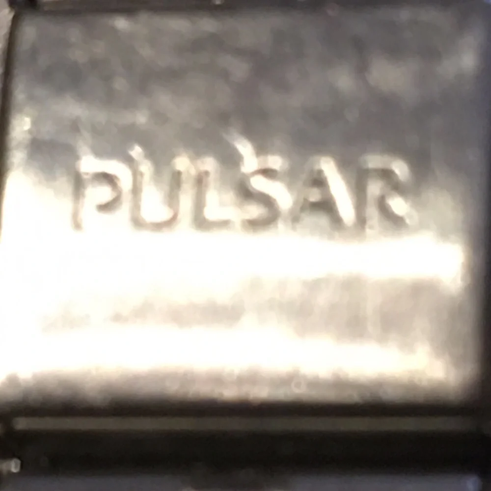 Ladies Pulsar stainless steel WR quartz watch